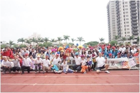 台灣積層工業全體員工熱情參與運動會各項活動。 楊連基／攝影